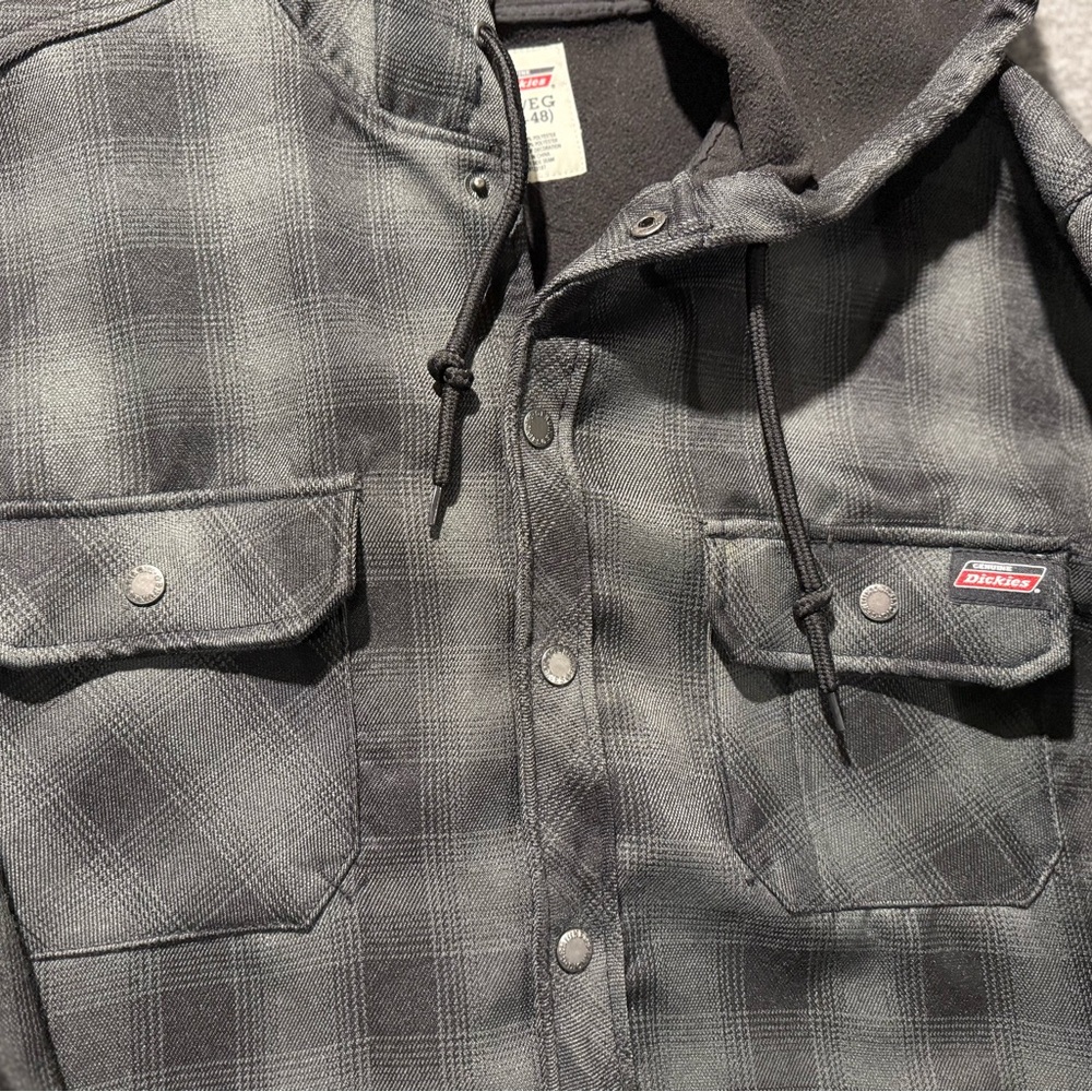 Dickies Fleece Lined Jacket mens XL 46-48 plaid gray black snap button up heavy - Picture 3 of 11